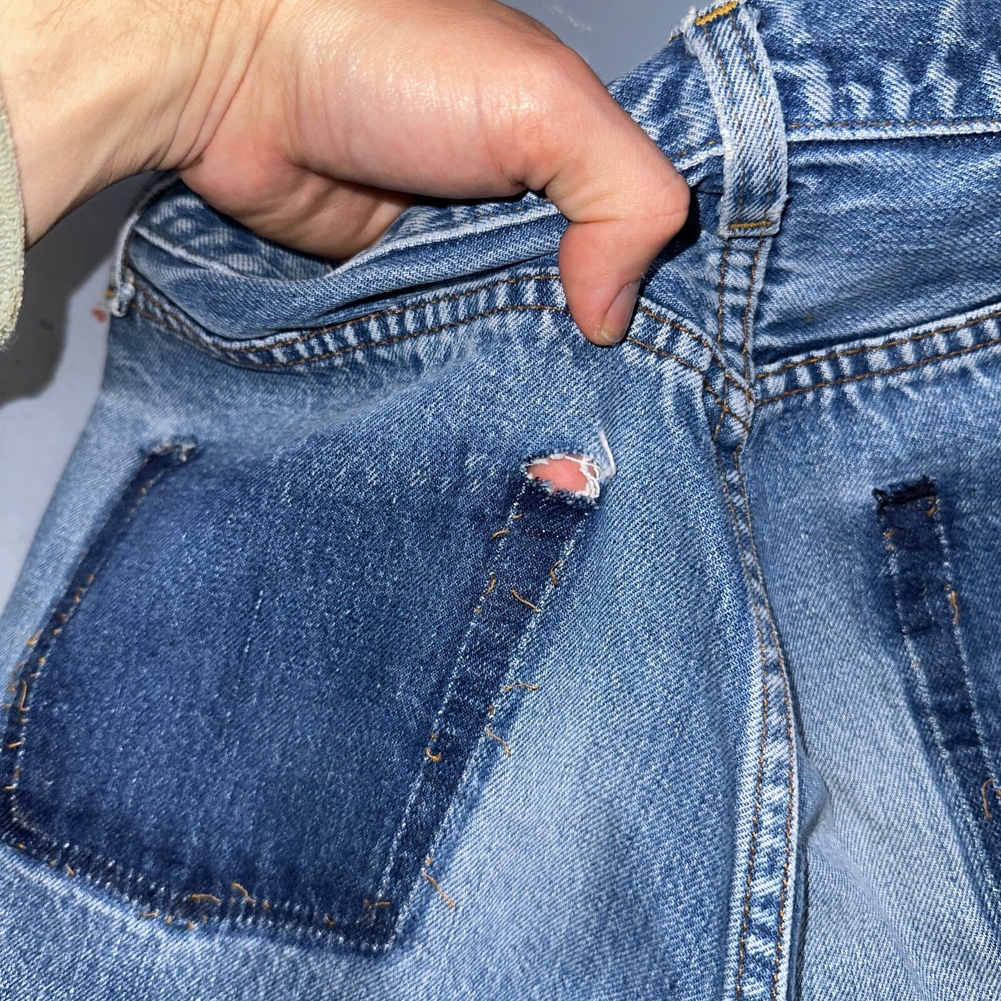 Levis 501 Vintage 80s Redline Selvedge USA XX Jeans Light Wash Stained Act 28X33