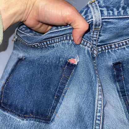 Levis 501 Vintage 80s Redline Selvedge USA XX Jeans Light Wash Stained Act 28X33