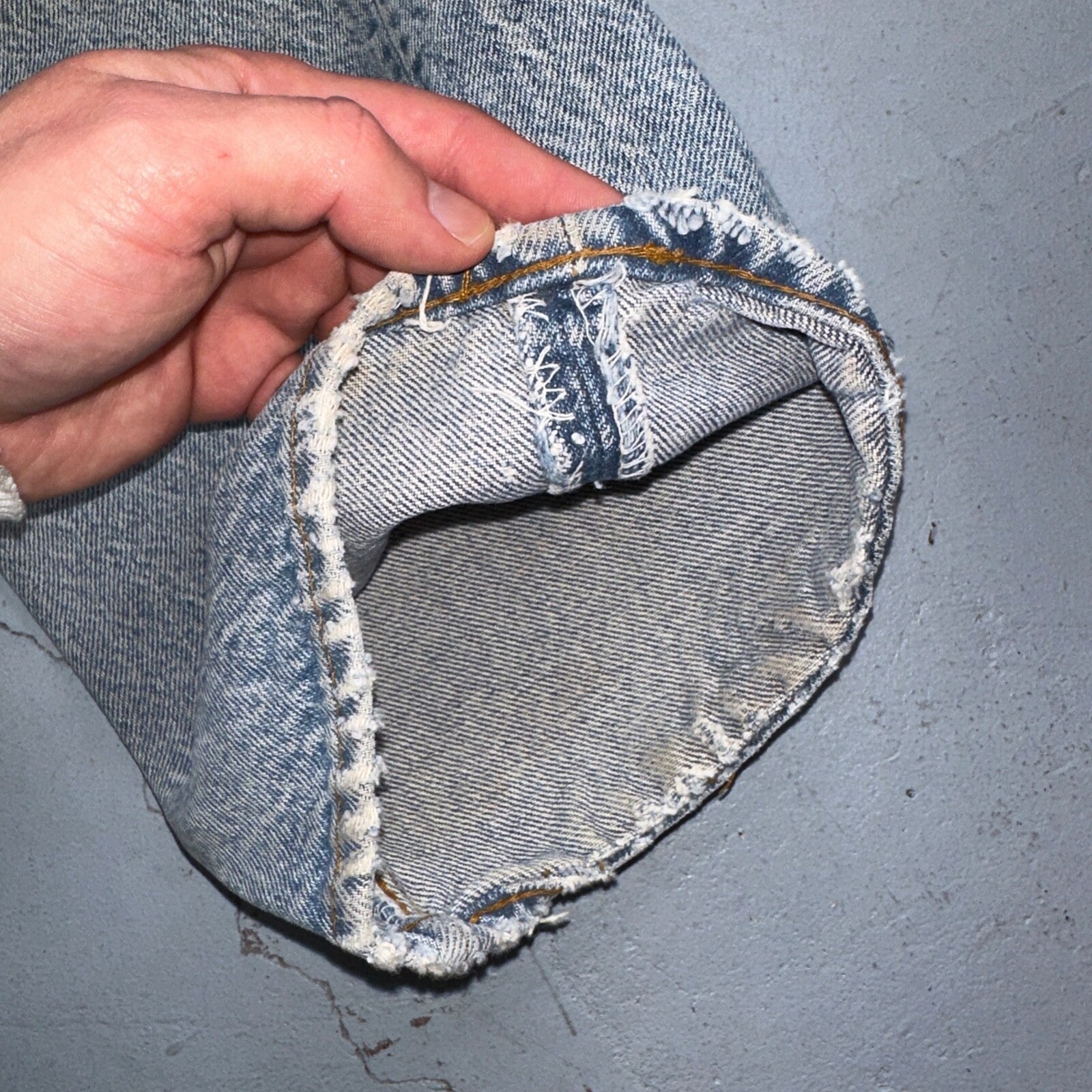 Levis 501 Vintage 80s USA XX Straight Leg Jeans Blue Light Wash 38x33 Act 34x29