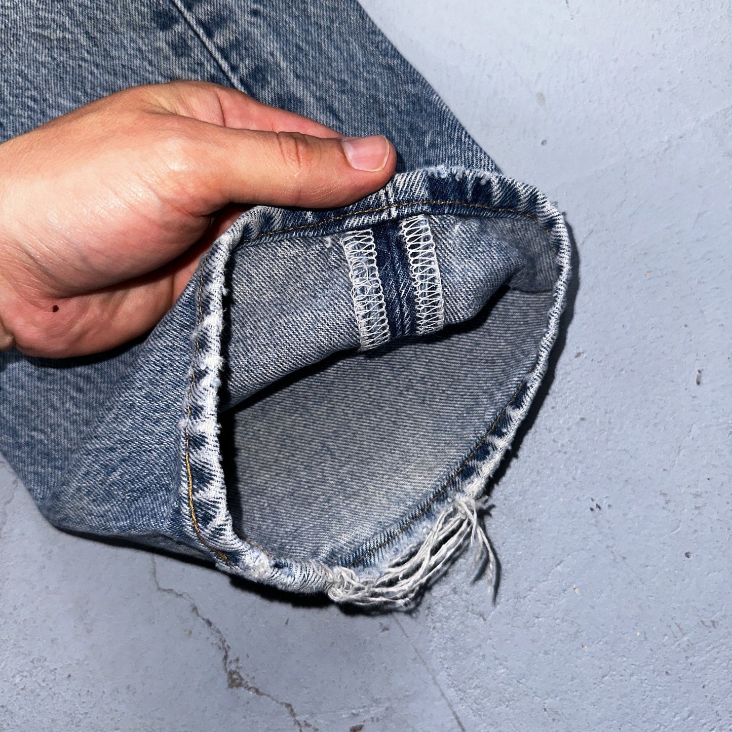 Levis 501 Vintage 90s Mexico Straight Leg Jeans Blue Light Wash 33x36 Act 31x32