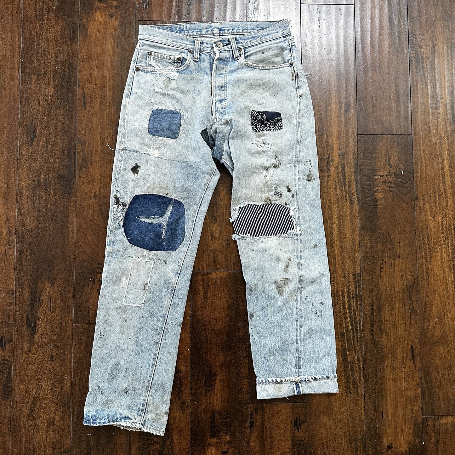 Levis Vintage 80s Redline Selvedge USA 501 Light Wash Jeans 66 30x28 Thrashed