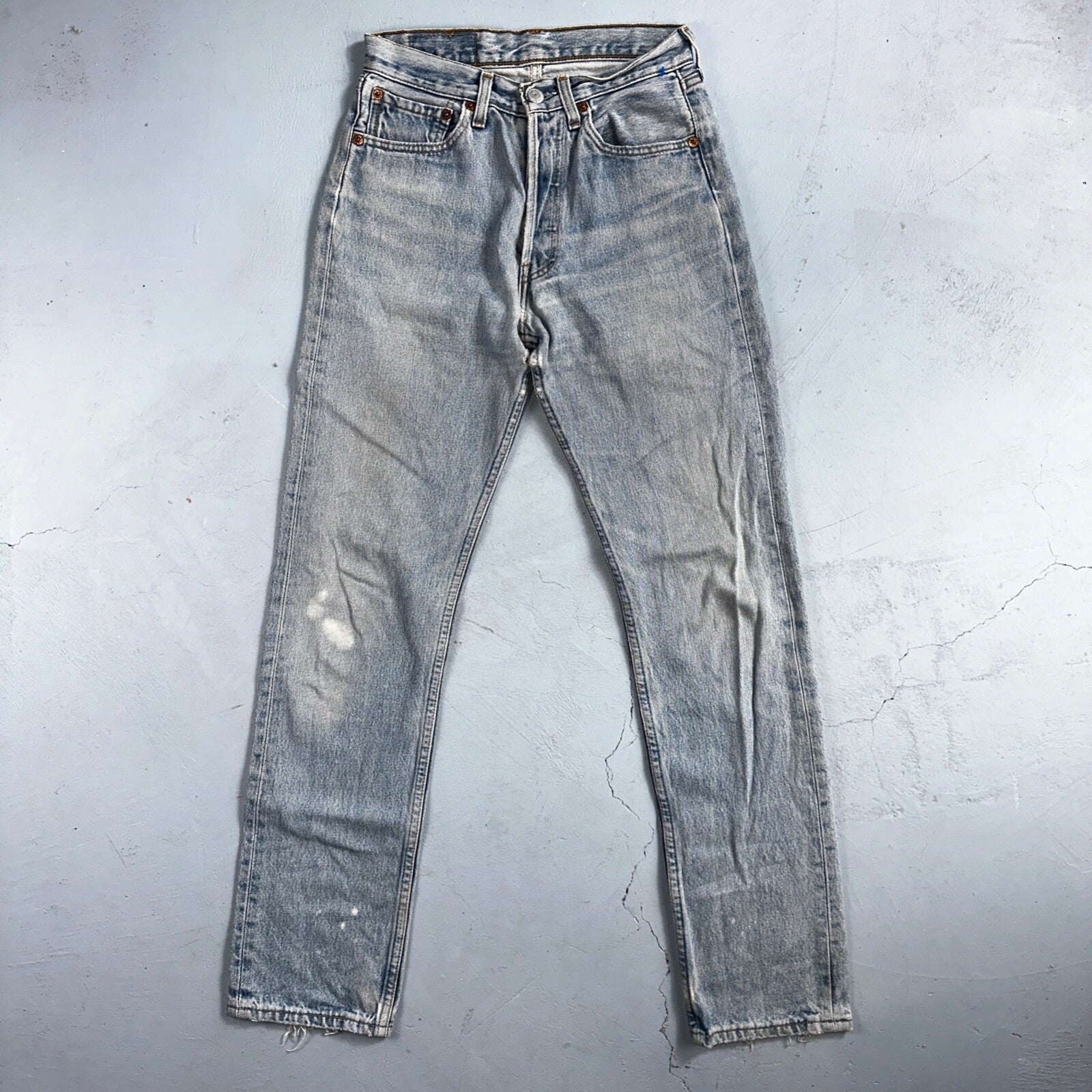 Levis 501 Vintage Y2K Europe Straight Leg Jeans 27x32 90s Light Wash Act 24x30