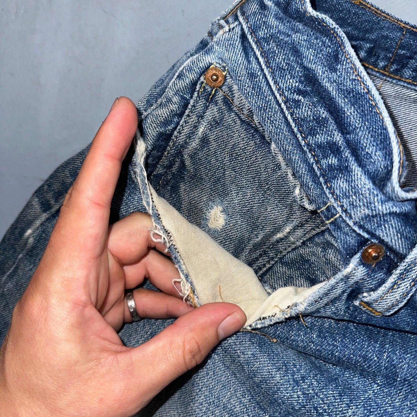 Levis 501 Vintage 70s SS Redline Selvedge USA XX Jeans Med Wash 48x30 Act 44x24