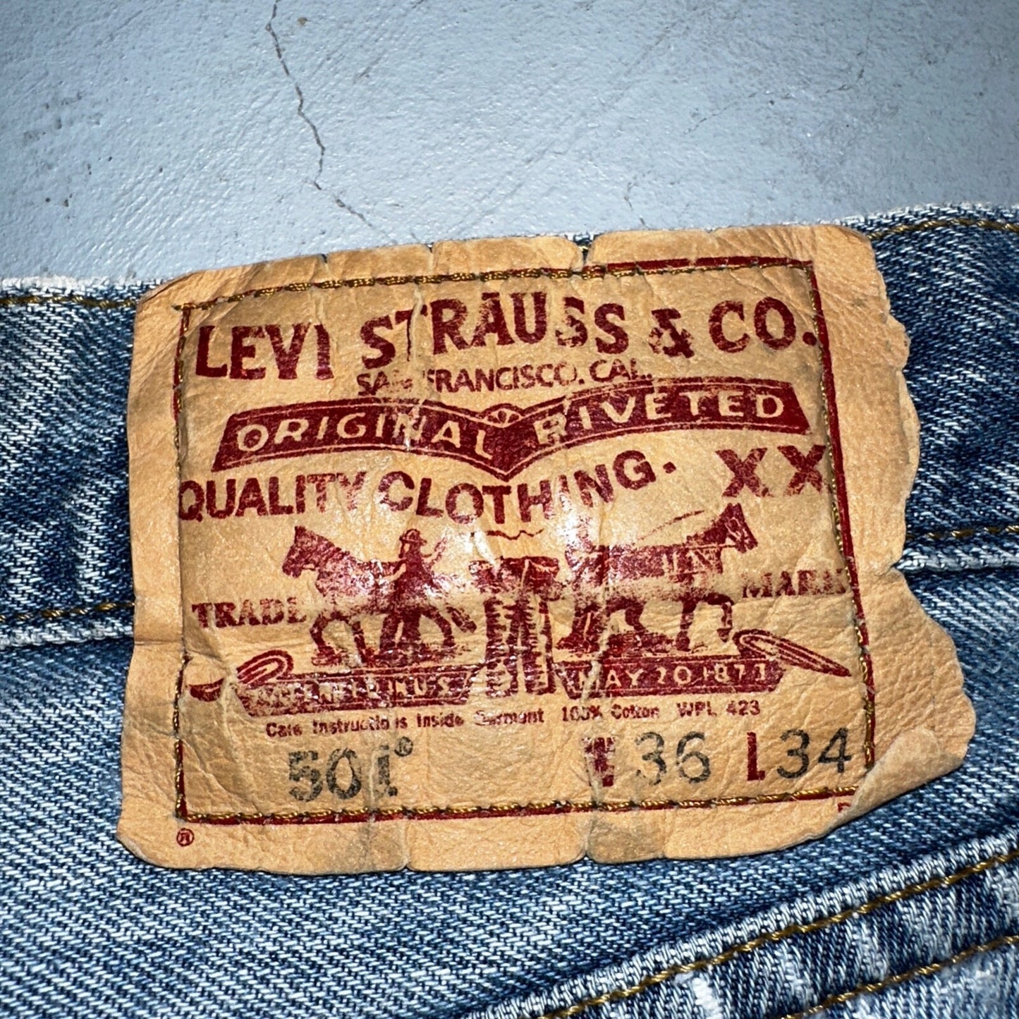 Levis 501 Vintage Y2K XX Straight Leg Jeans Blue Light Wash 36x34 Act 35x32