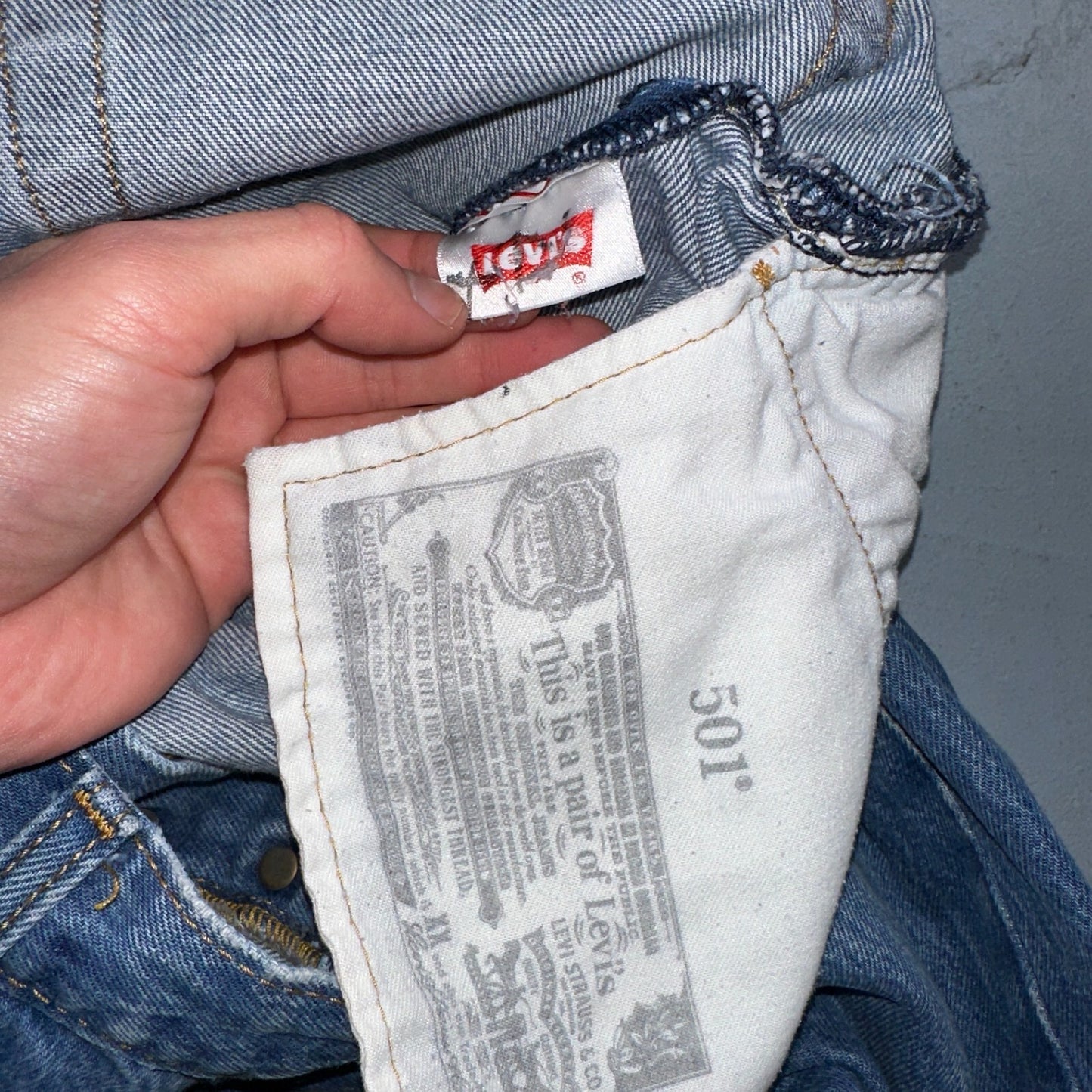 Levis 501 Y2K XX Straight Leg Jeans Blue VTG Med Wash 36x38 Act 33x33