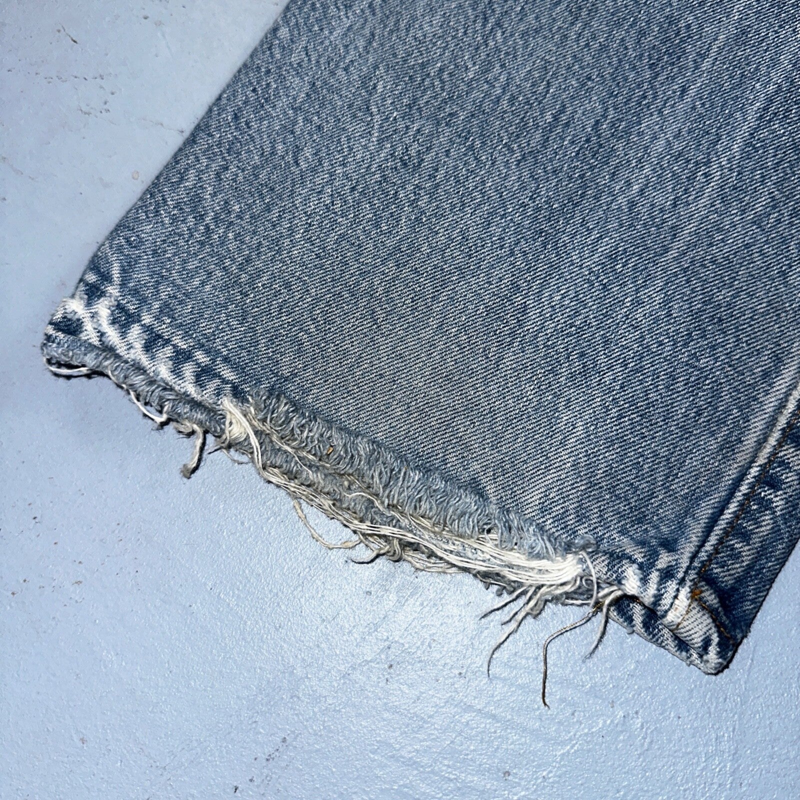 Levis 501 Vintage 80s Redline Selvedge USA XX Jeans Light Wash 34x40 Act 32x36