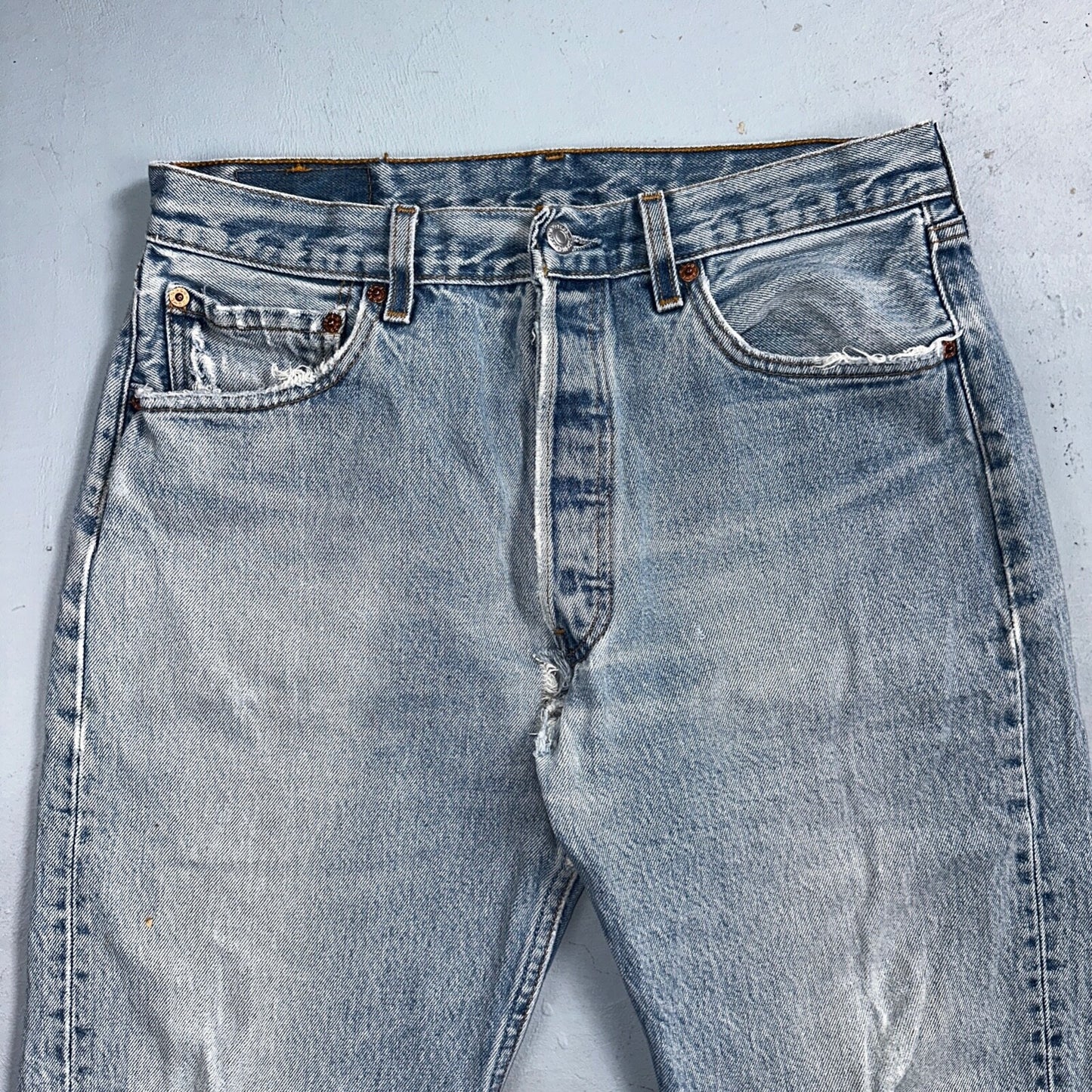 Levis 501 Vintage 90s USA XX Straight Leg Jeans 34x36 Light Wash Act 30x31