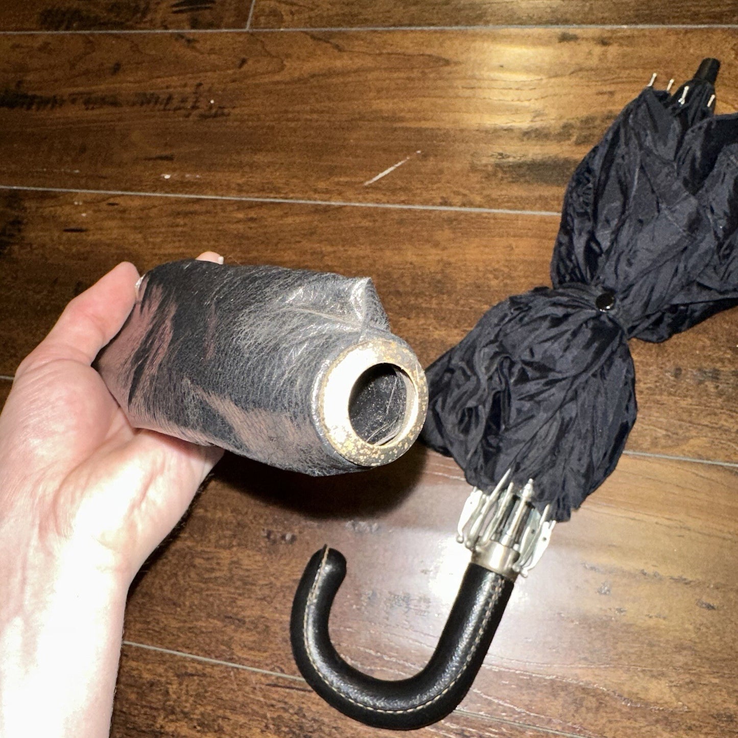 Vintage Telescoping Umbrella Leather Handle and Case 70s 80s Antique Black Basic