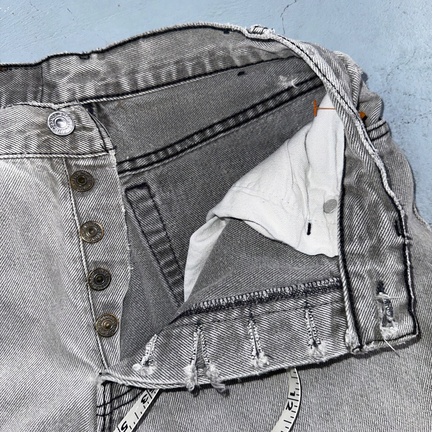 Levis 501 Vintage 90s USA XX Straight Leg Jeans Black Faded Grey Wash Act 25x30