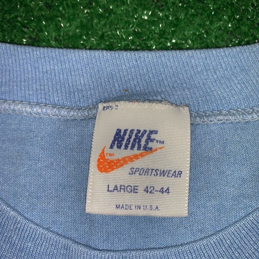 Honolulu Hawaii Vintage Nike T Shirt USA Rare Rainbow Large Blue Geisha 1982 80s