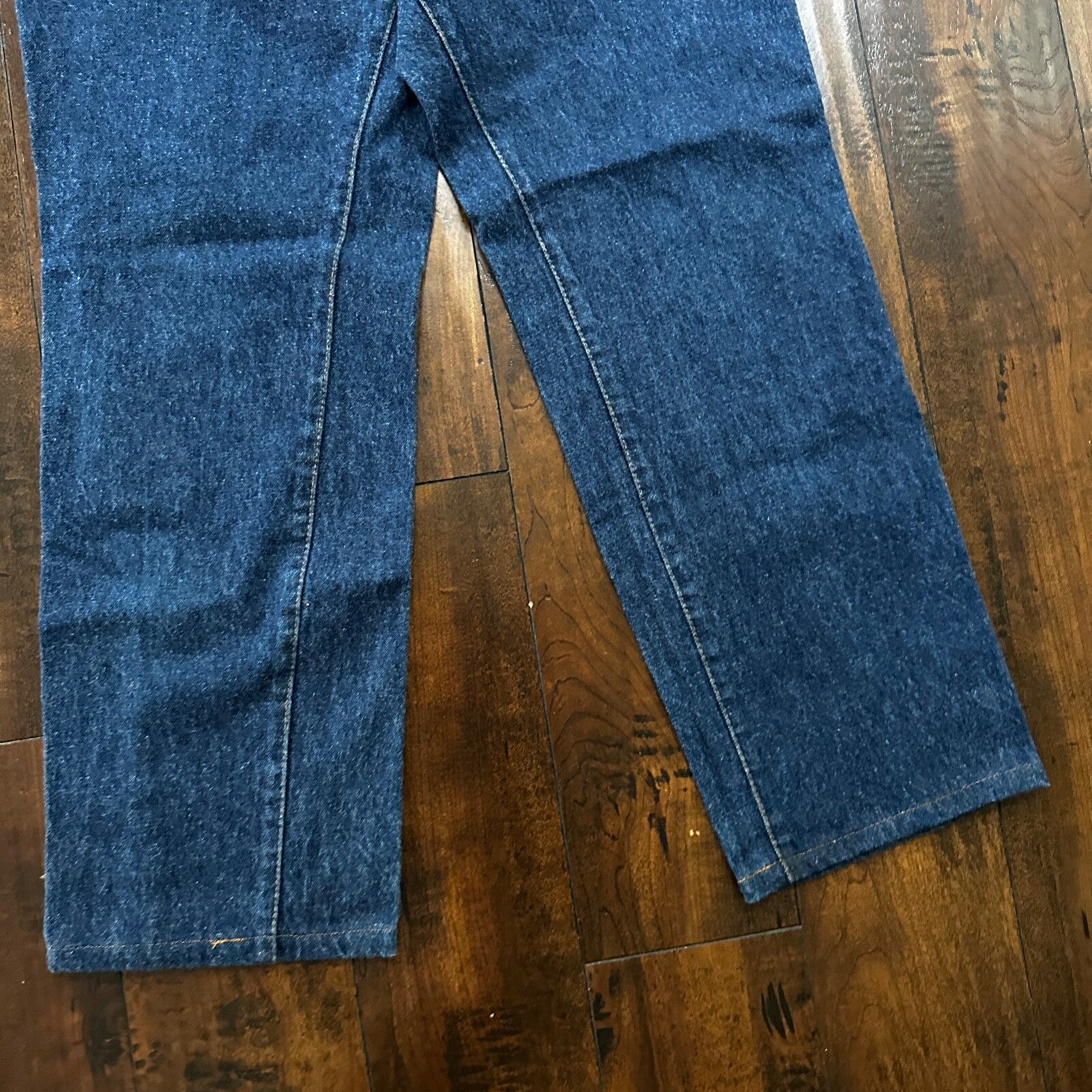 Vintage Levis 501 Jeans Womens 28x28 Denim USA Dark Wash Tapered 18501-0115