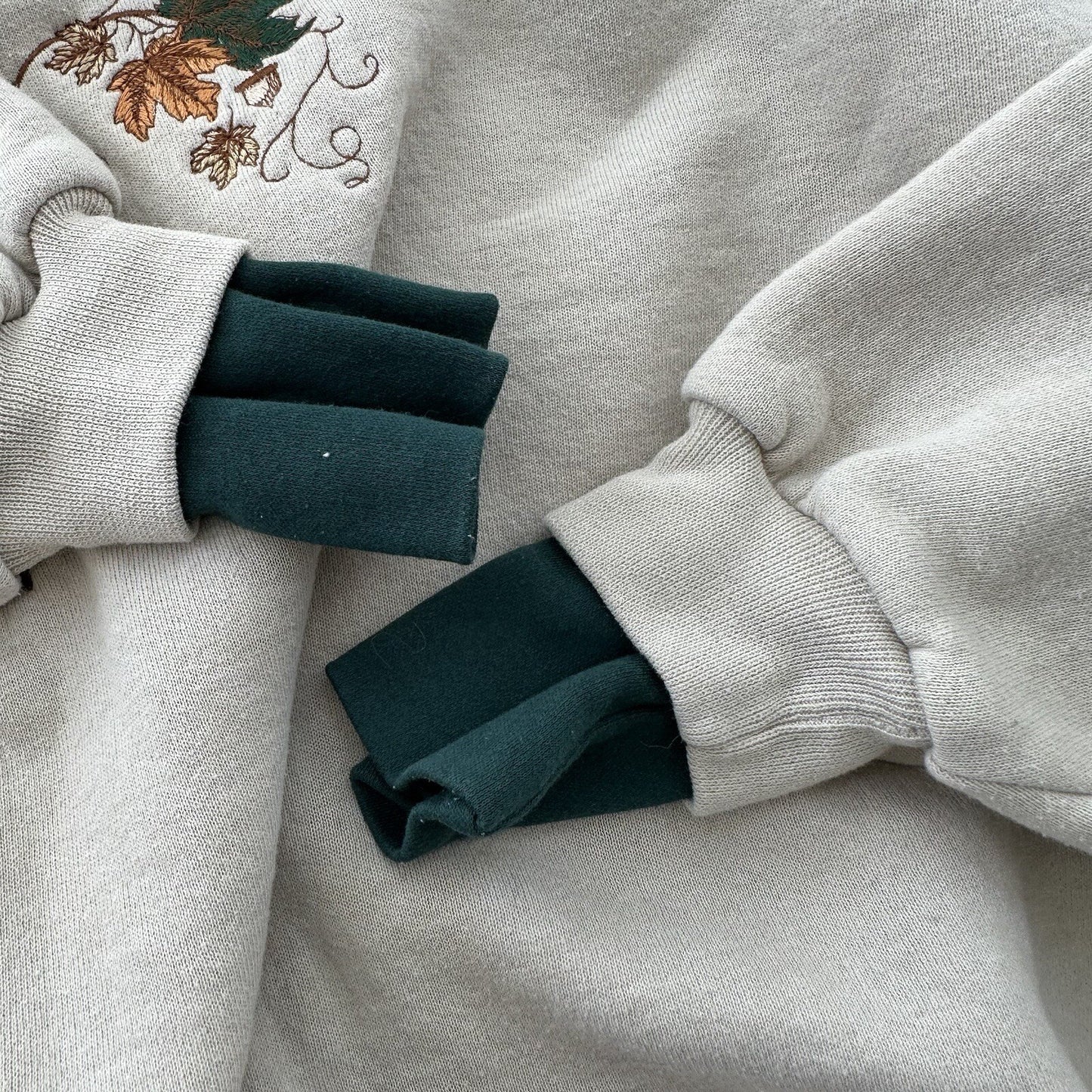 PFI Womens Size XL Autumn Leaves Long Sleeve Green Fall Collared Sweatshirt 90s