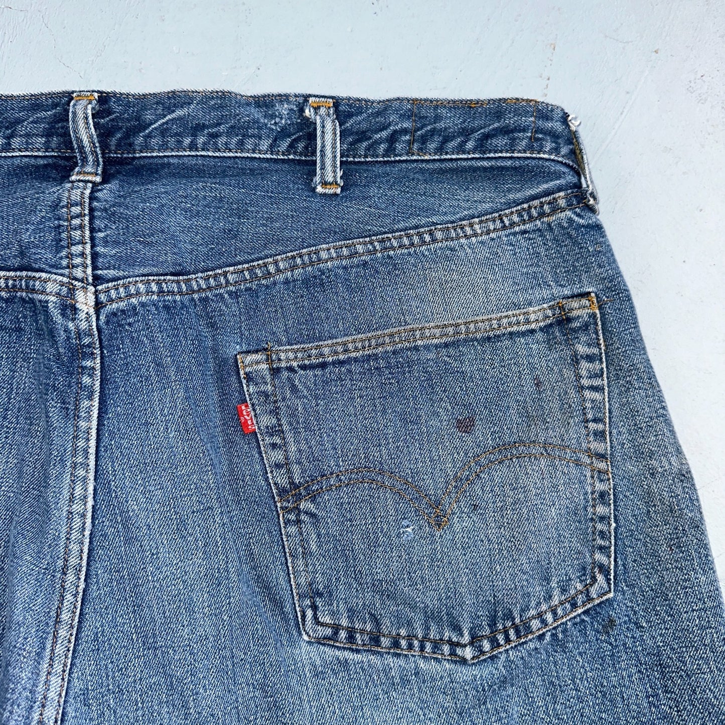 Levis 501 Vintage 70s SS Redline Selvedge USA XX Jeans Med Wash 48x30 Act 44x24