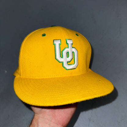Nike True University of Oregon Hat UO Fitted Yellow Green Baseball Cap Ducks M/L