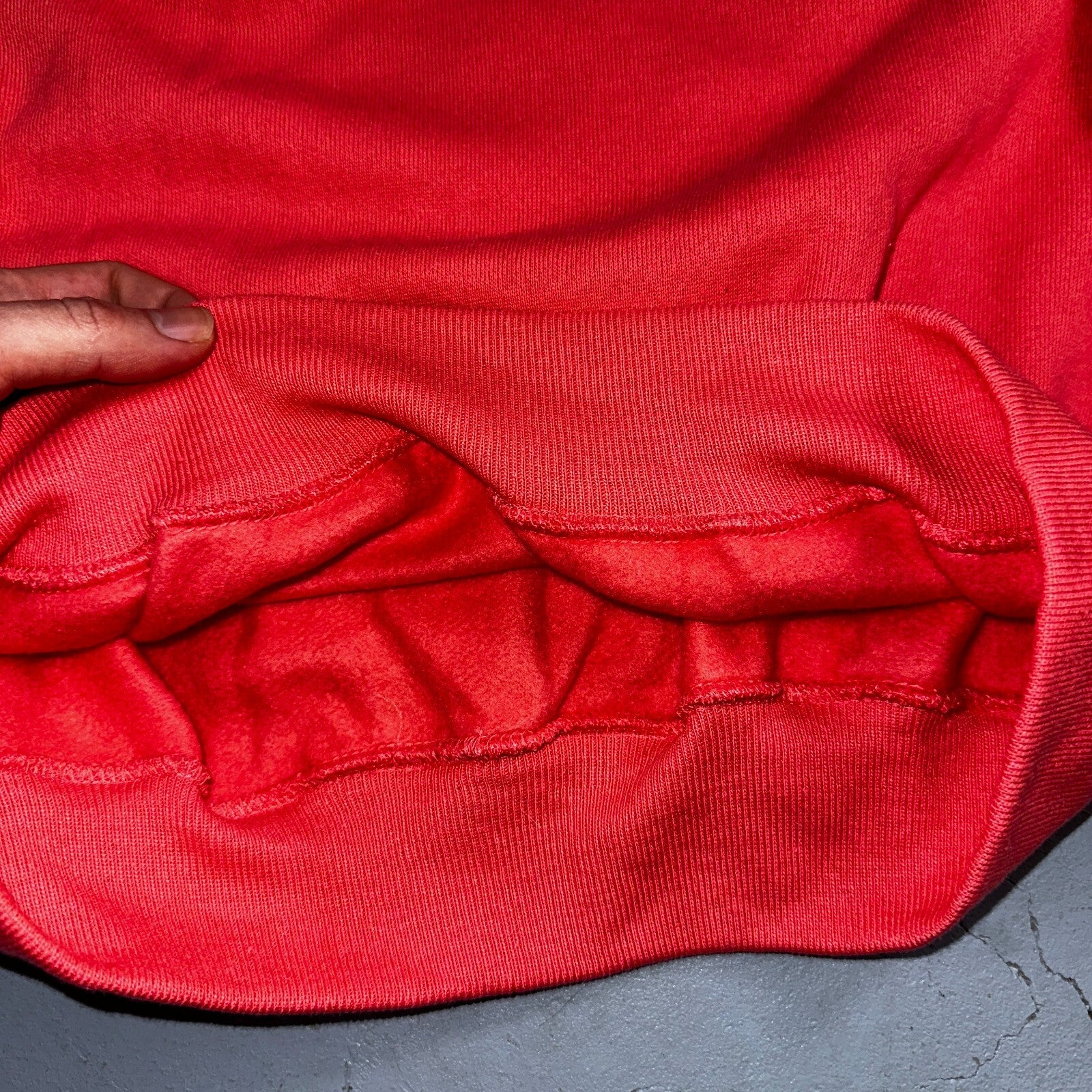 Hanes VTG Catch The Wind Crew Neck Sweatshirt Central Oregon 80s Pink XL