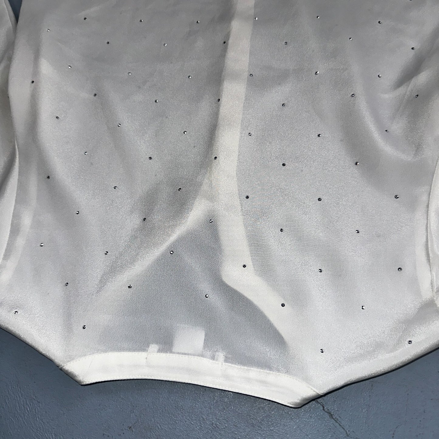 LIZ CLAIBORNE Womens Long Sleeve Button Front Blouse Shirt Studs Sz S Ivory