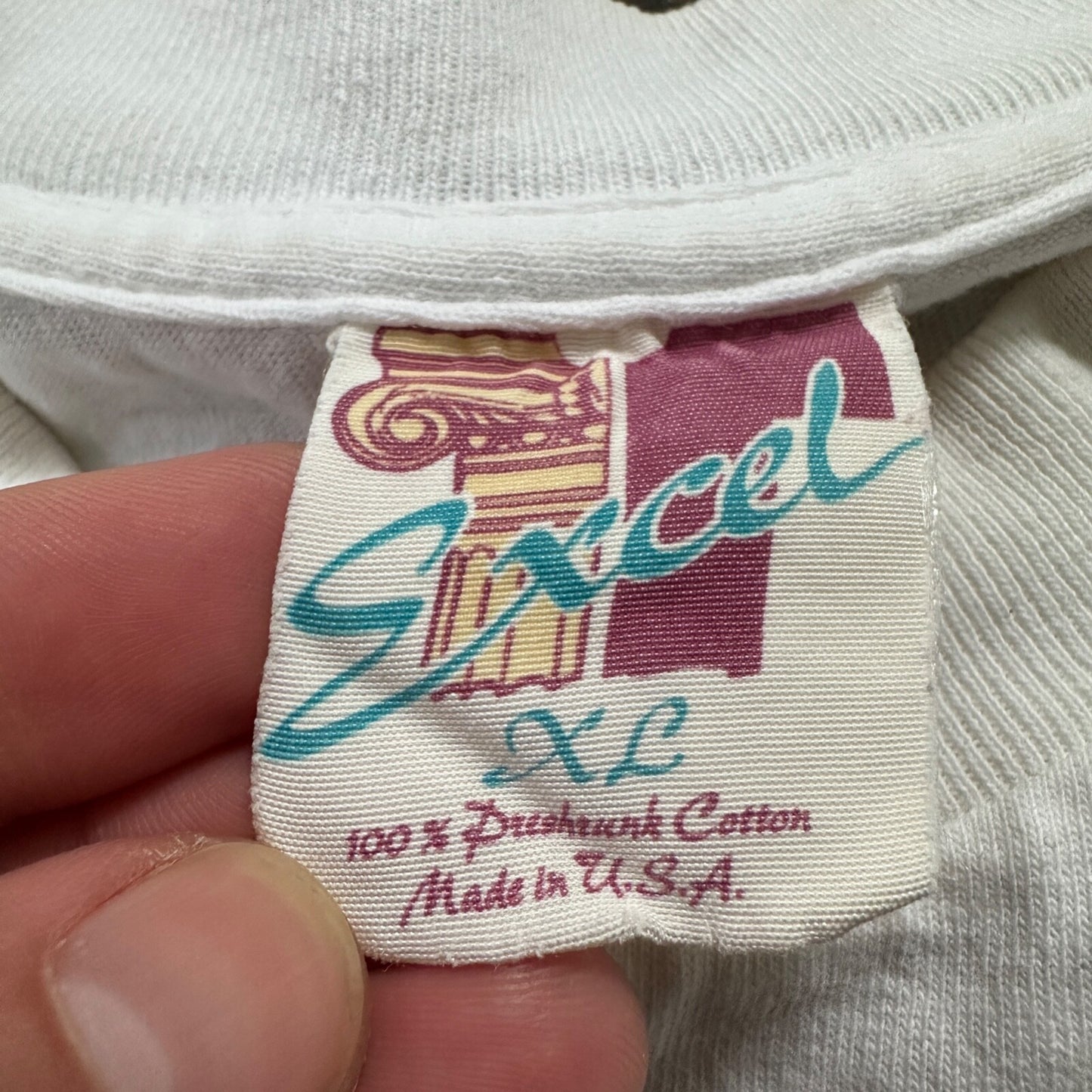 Jacksonville Oregon Smile at Rain VTG T Shirt Beth Logan Art PDX Umbrella Sad