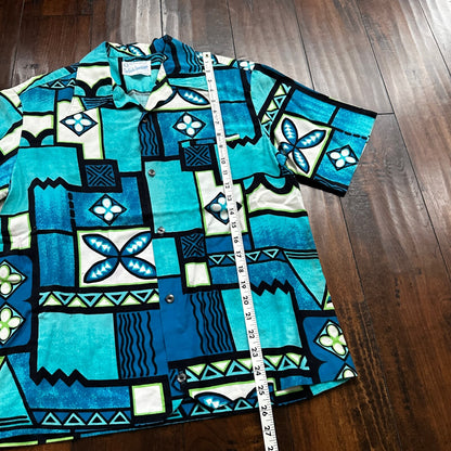 1960s Hawaiian Button Down Shirt Vintage Rockabilly 50s 60s Crop Fit Beach Blue