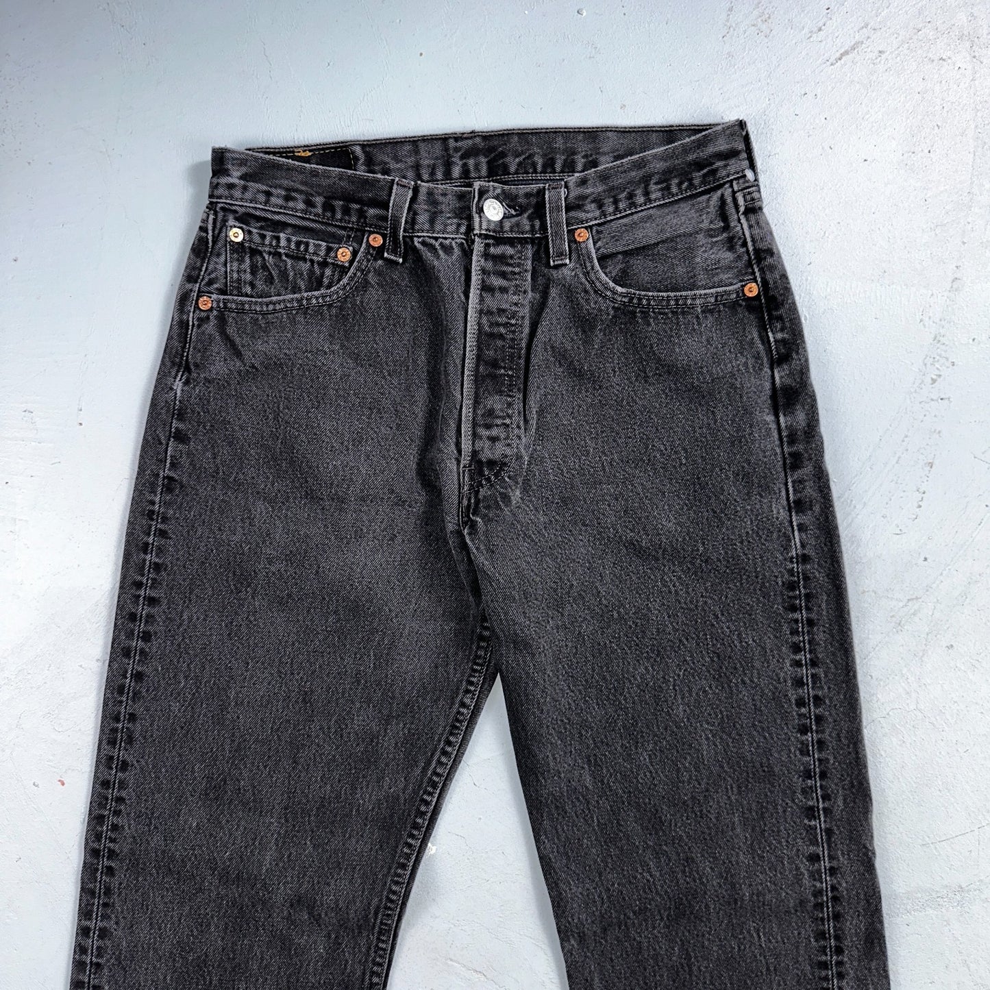 Levis 501 Vintage 80s USA XX Straight Leg Jeans Black Light Wash 33x34 Act 31x32