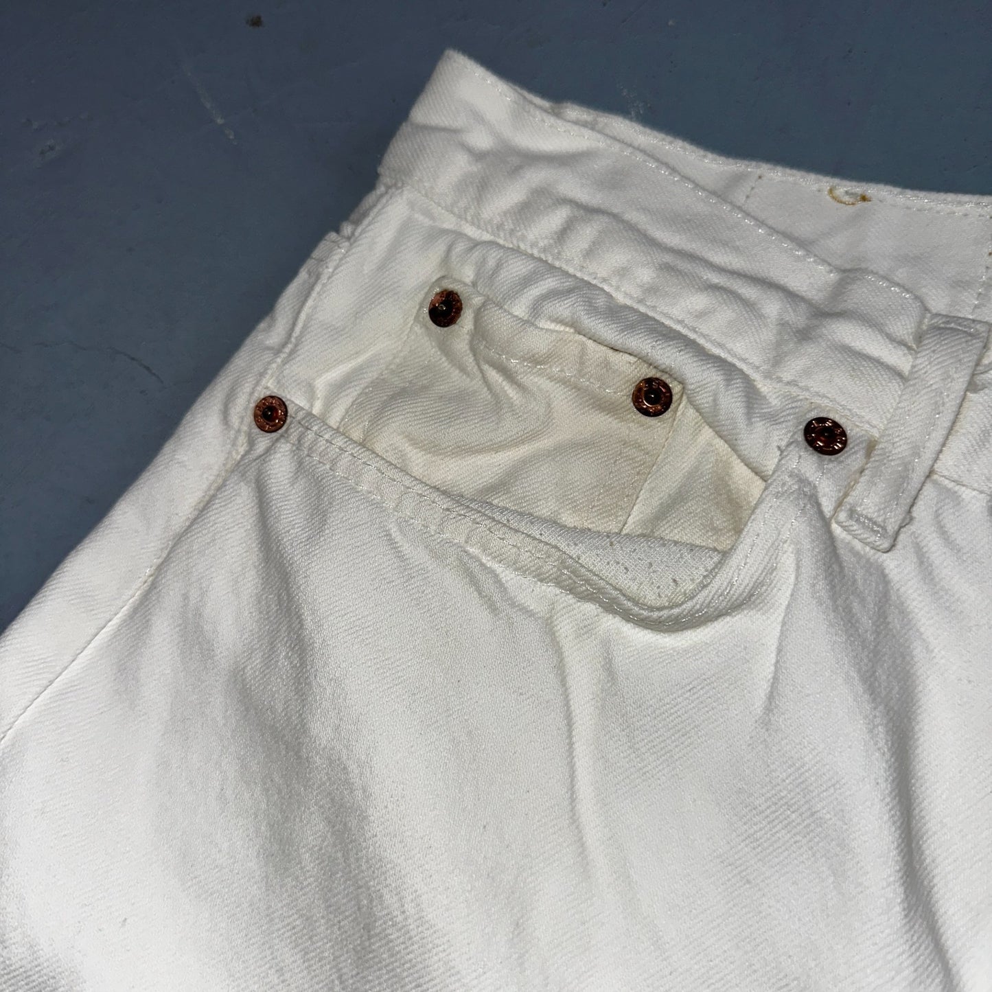 Levis 501 Vintage 80s USA XX Straight Leg Jeans White Light Wash 38x32 Act 35x31