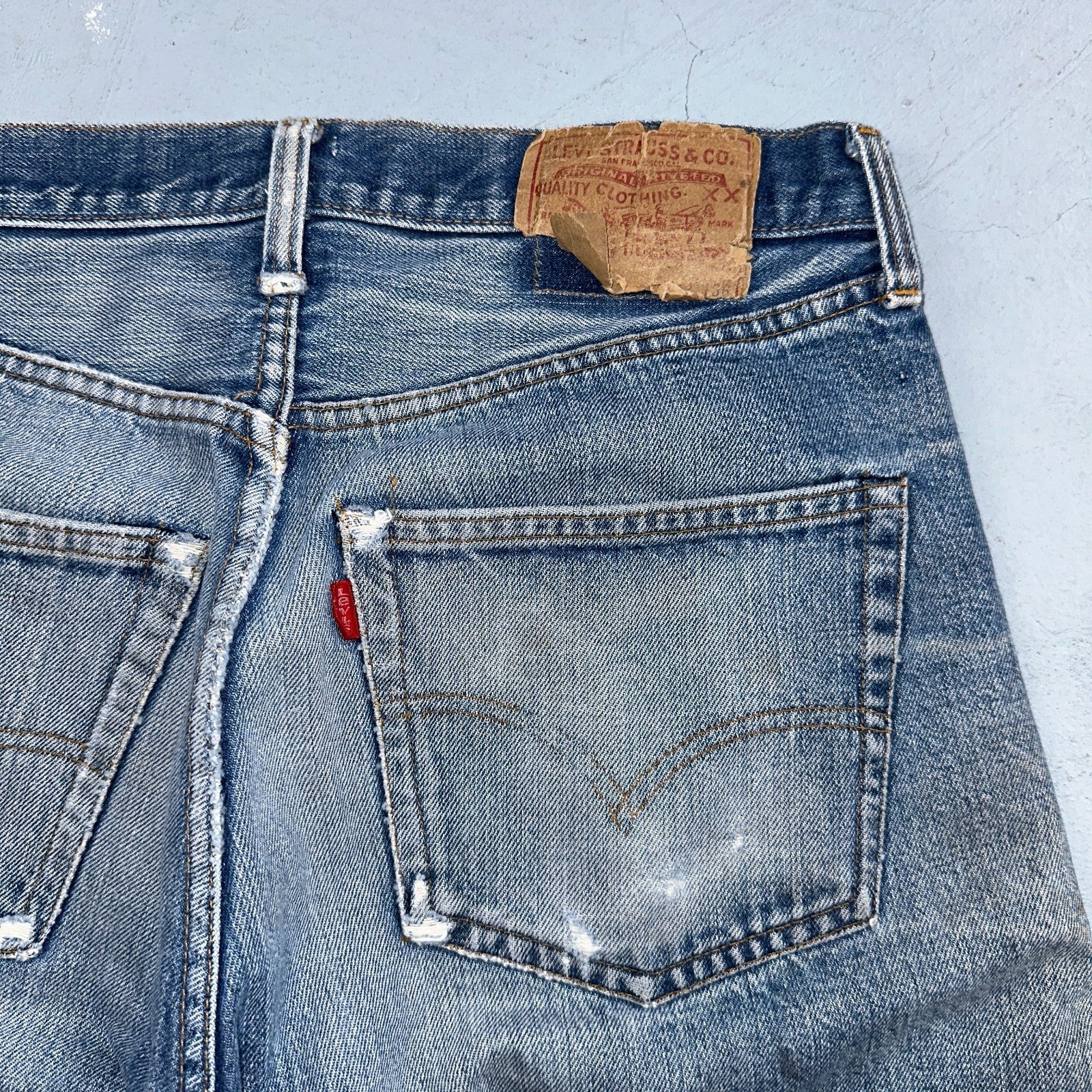 Levis 501 Vintage 80s Redline Selvedge USA XX Jeans Light Wash 32x36 Act 30x31