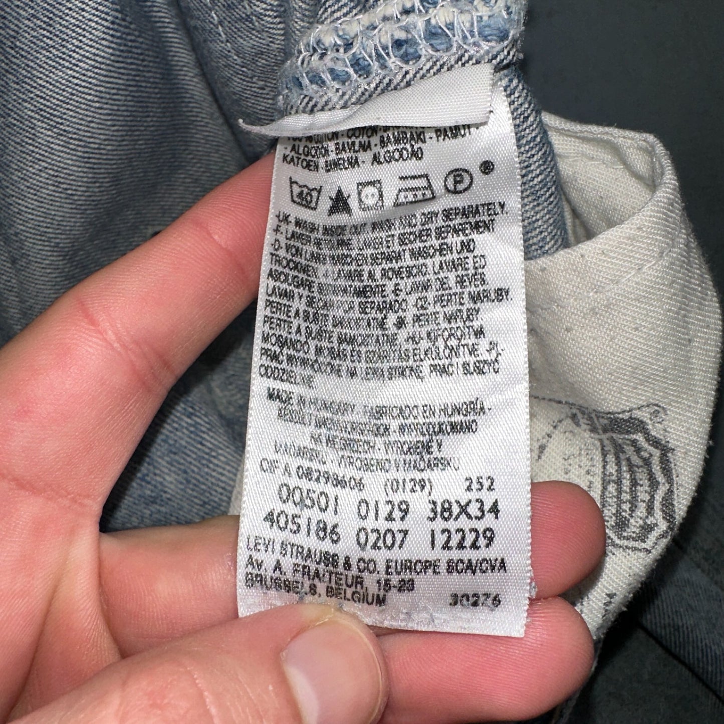 Levis 501 Vintage Y2K XX Straight Leg Jeans Blue Light Wash 38x34 Act 38x32