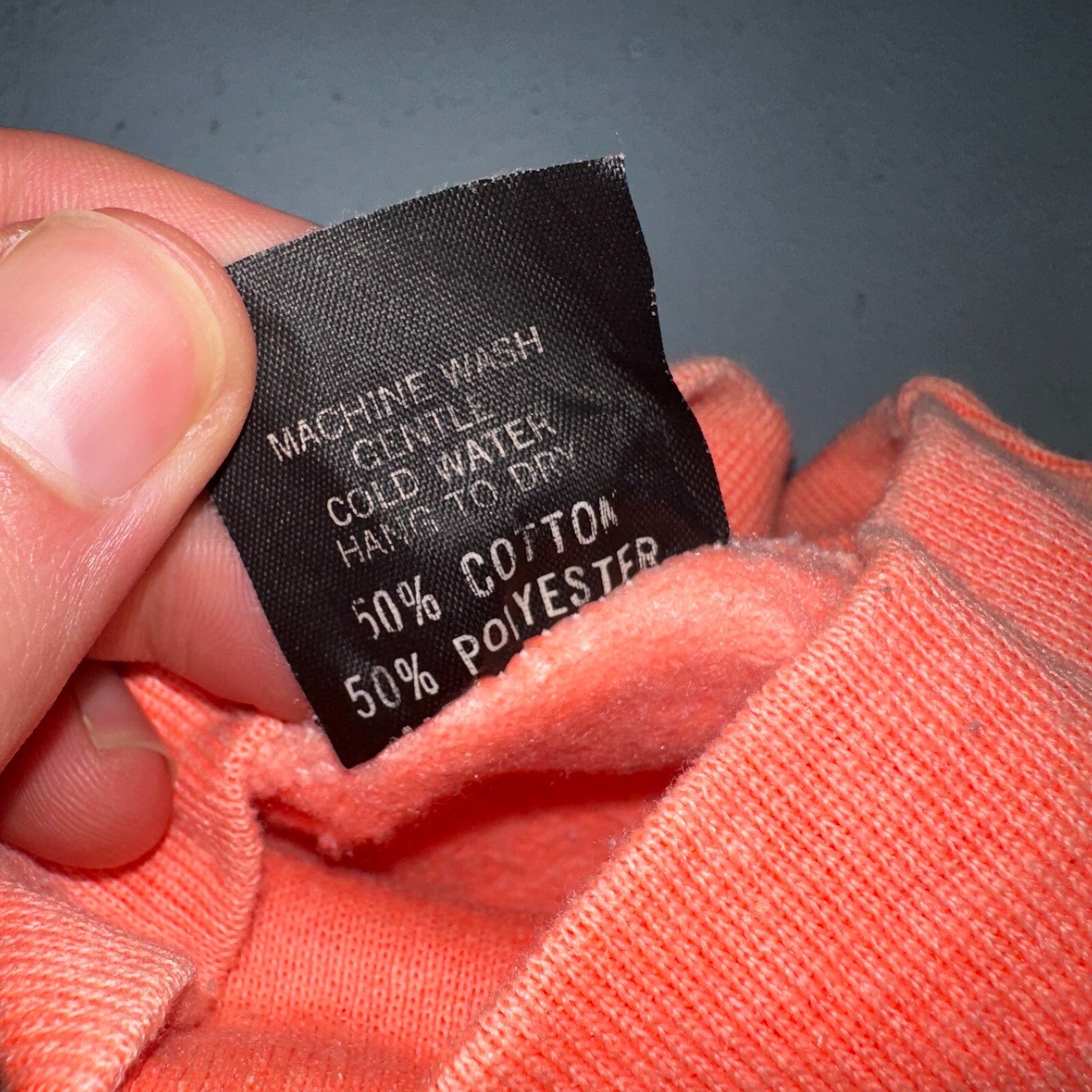 Neon Guaranteed Pre Wash Pink VTG T Shirt Hawaii Travel Forecast Sweatshirt