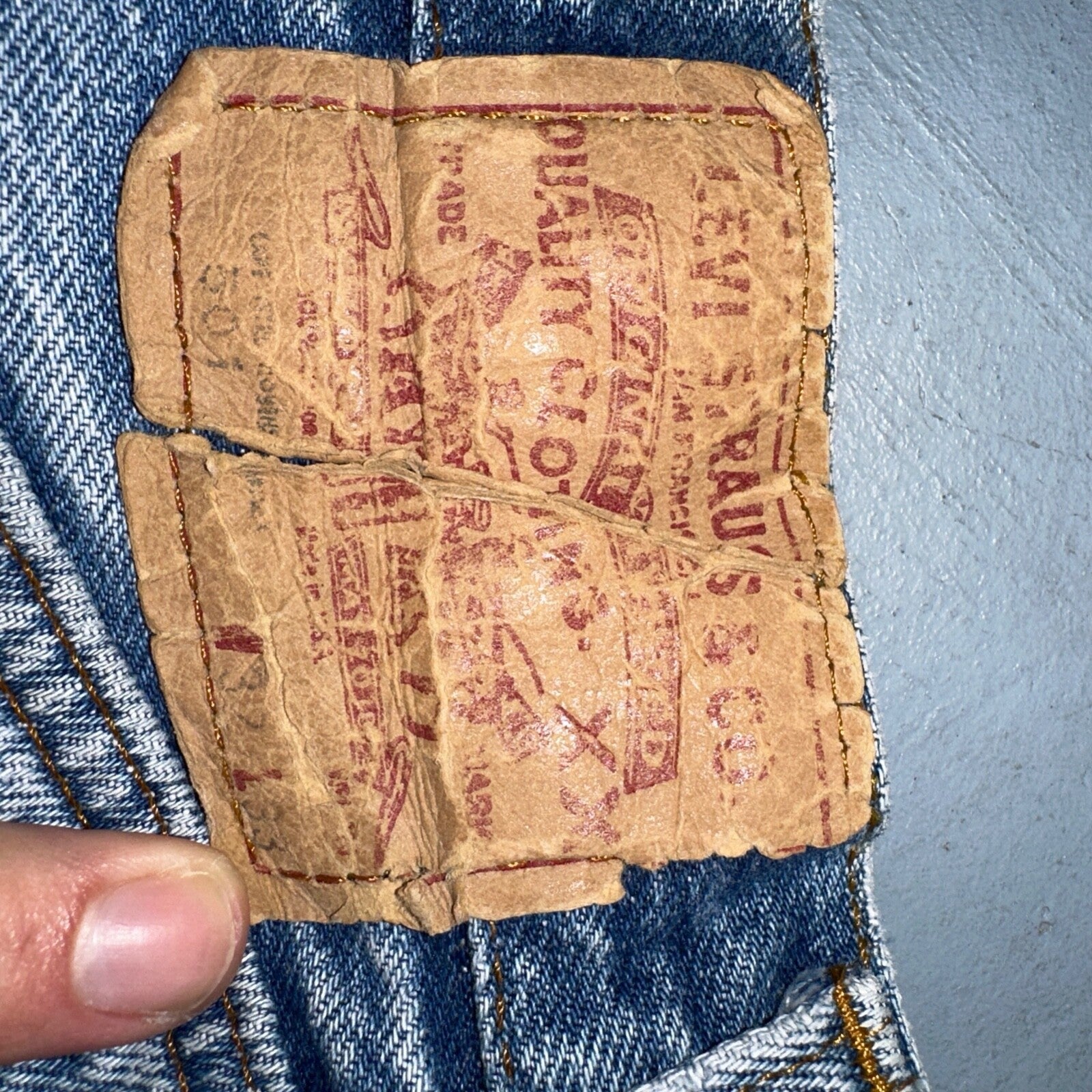 Levis 501 Vintage 80s USA XX Straight Leg Jeans Blue Light Wash 32x33 Act 29x27