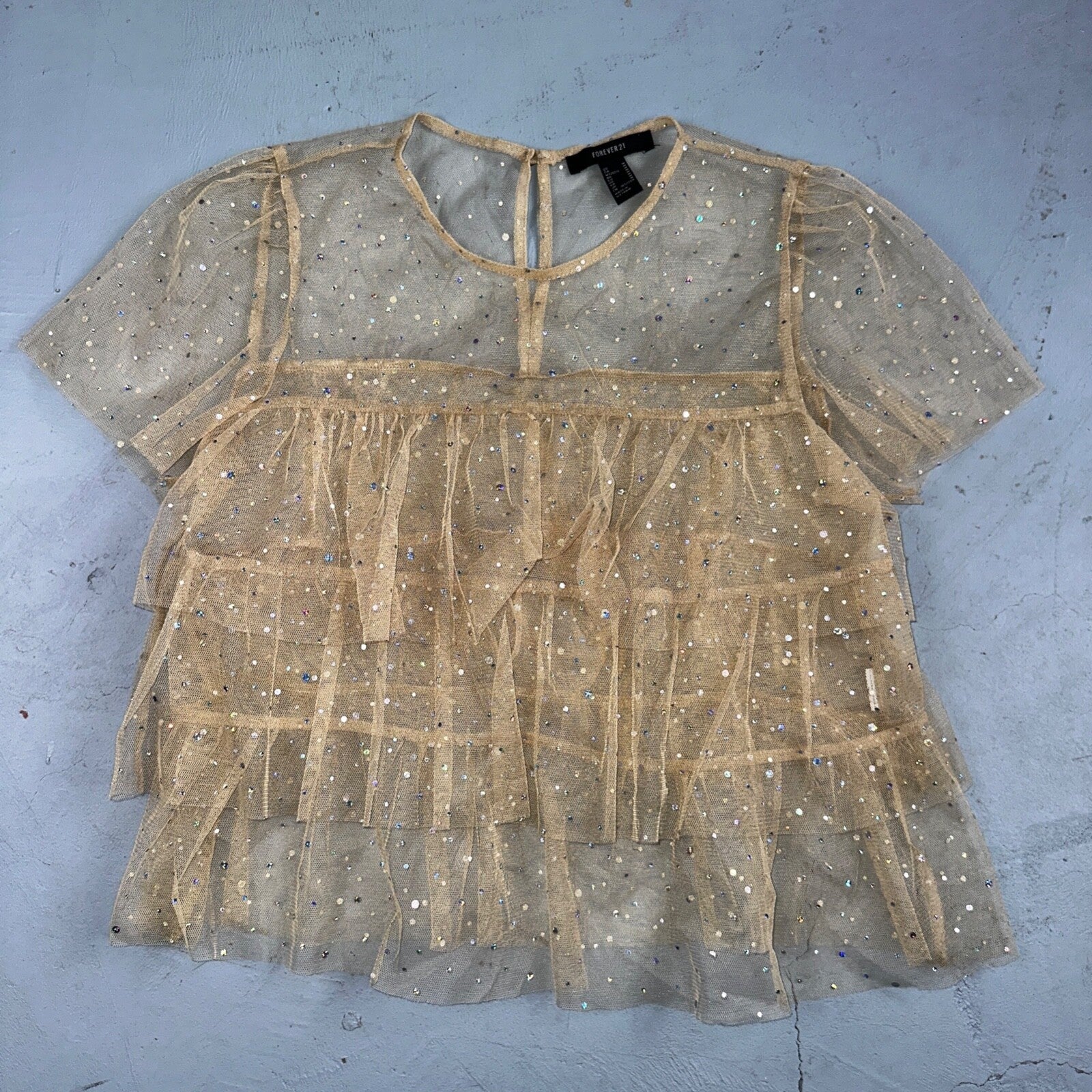 Forever 21 Womens Sheer Neutral Ruffled Short Sleeve Top Sz M