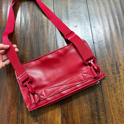 Women’s Crossbody Bag Medium Pockets Purse RED Color VTG 1980s 80s