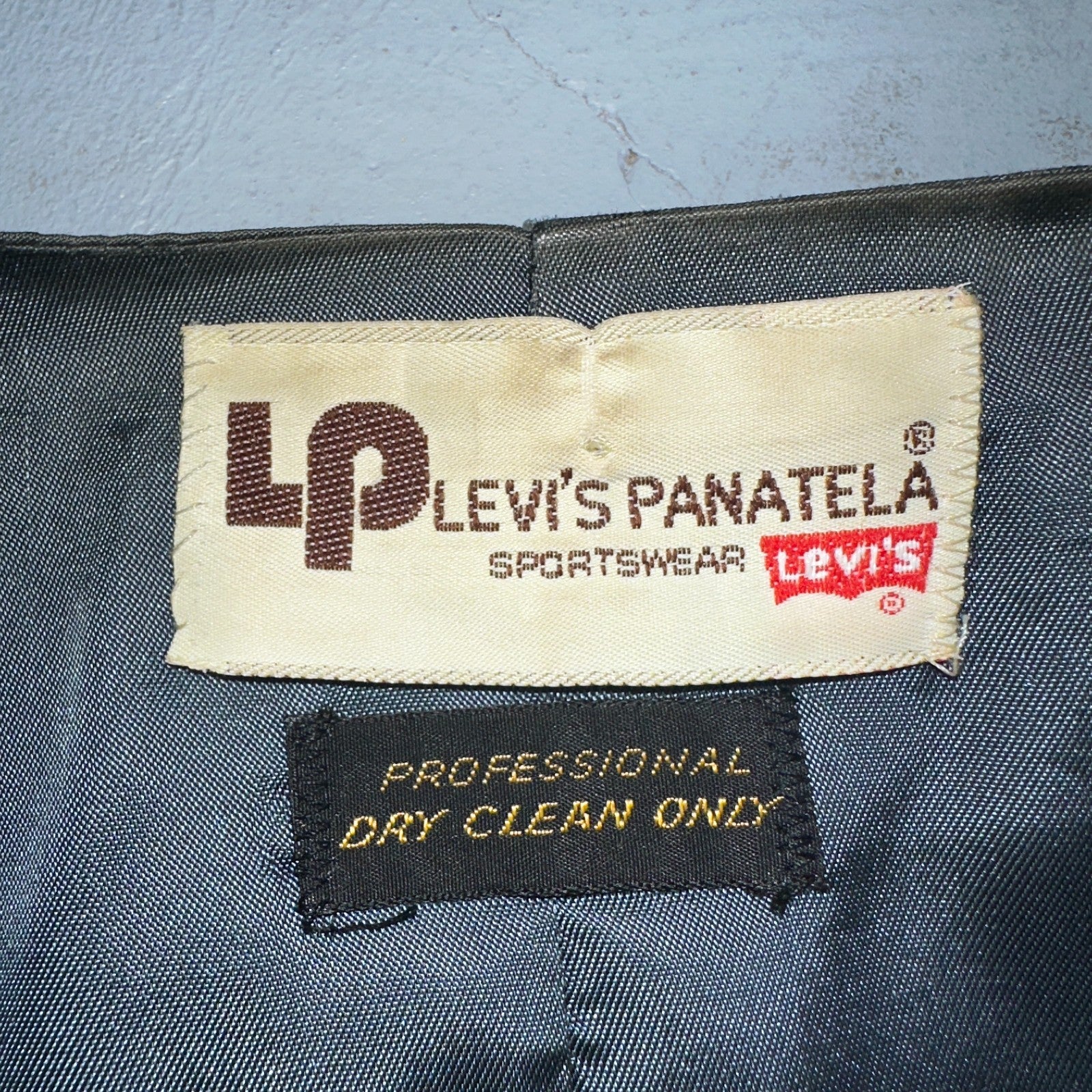 VTG Mens 2 PC Suit 44L Jacket Coat Vest Gray Levis Panatela Wool 80s