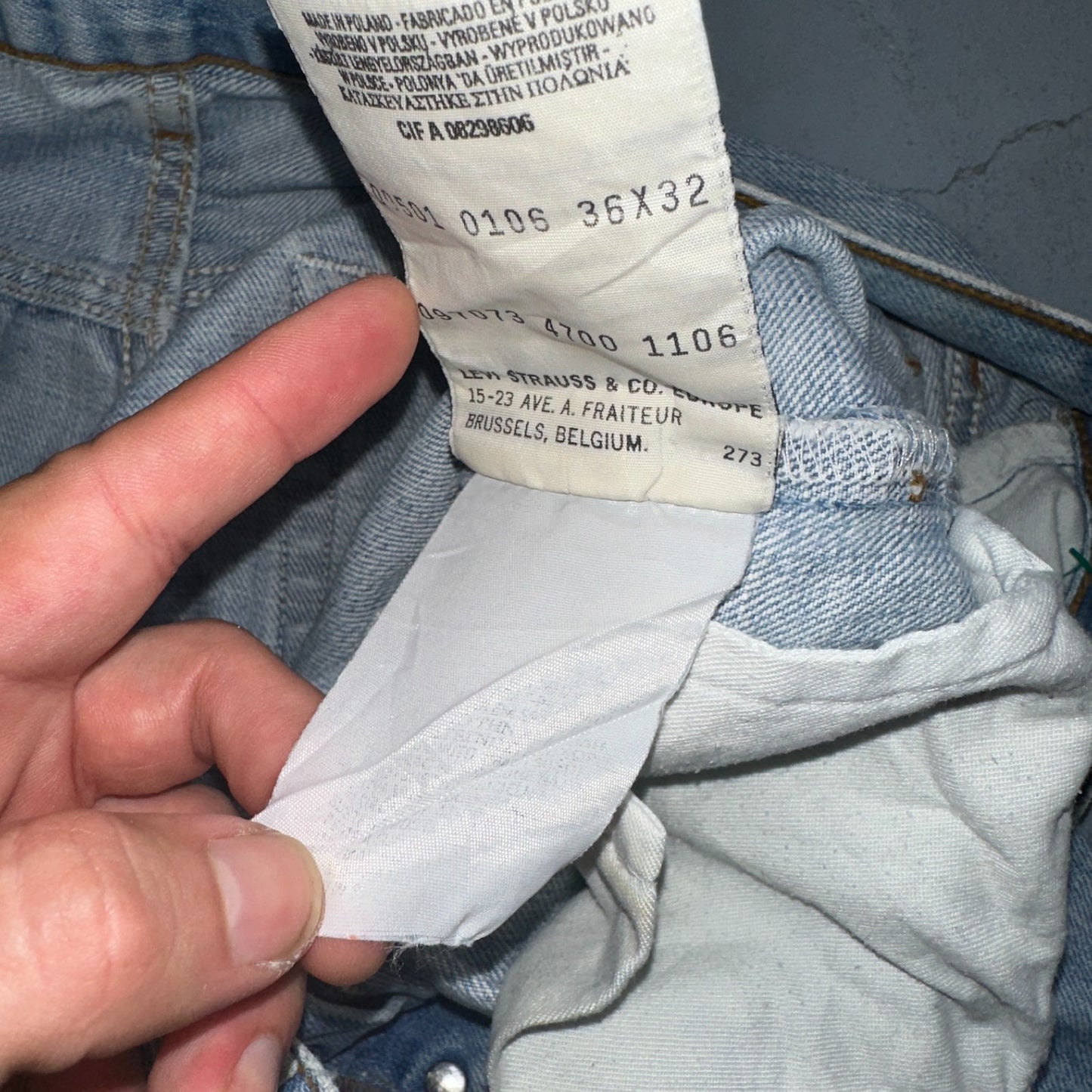 Levis 501 Vintage 90s Poland Straight Leg Jeans Blue Light Wash 36x32 Act 34x31