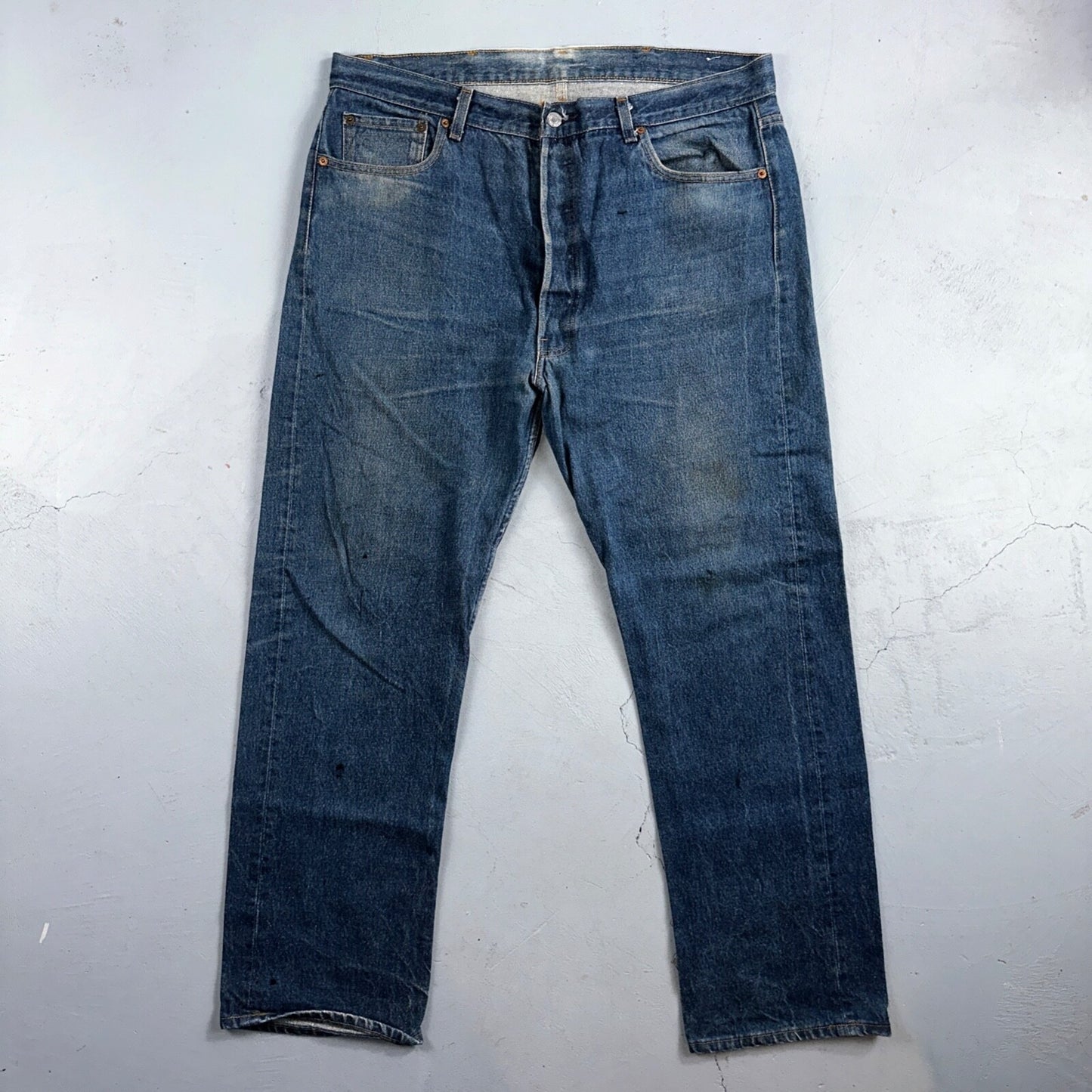 Levis 501 Vintage 80s USA XX Straight Leg Jeans Blue Light Wash 40x33 Act 38x29