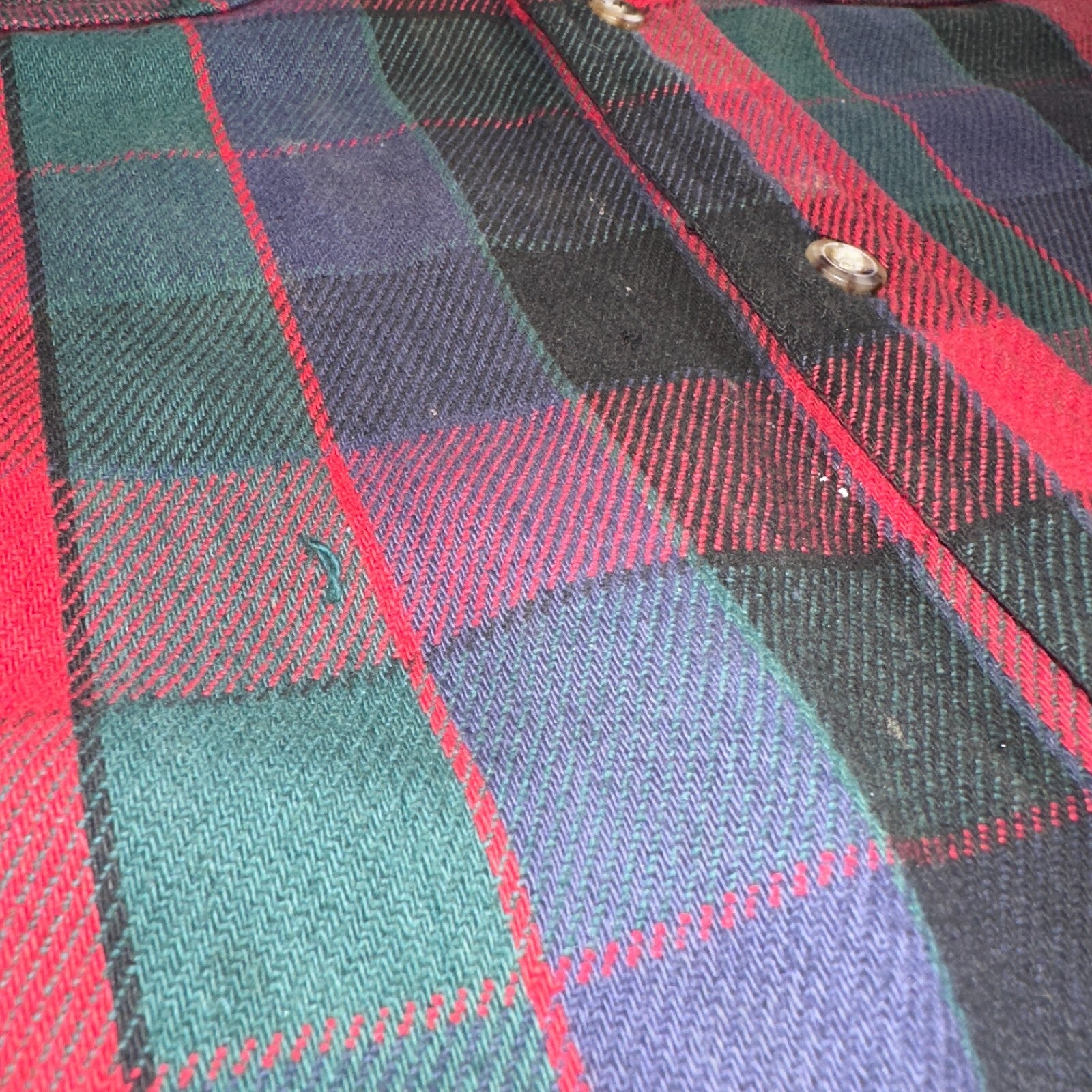 Carhartt Shirt Mens 2XL Red Buffalo Plaid Button Down Long Sleeve Distressed