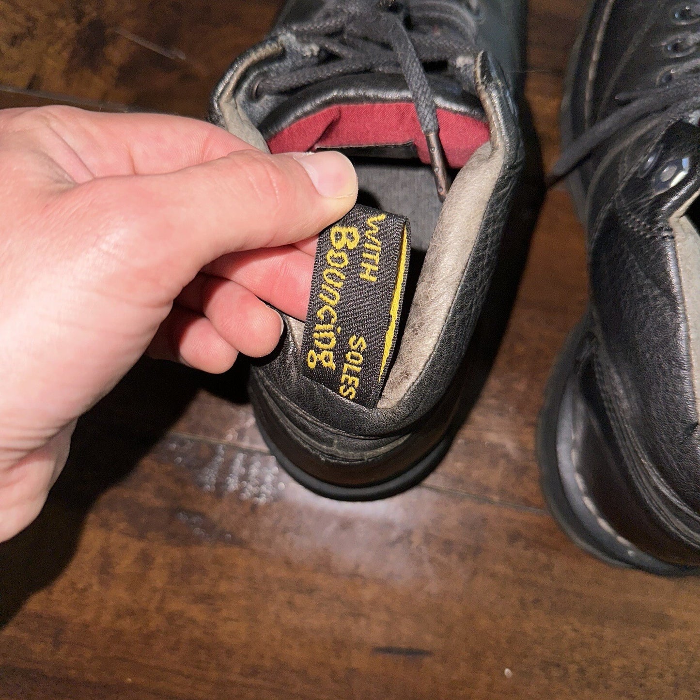 Dr. Martens Size 7 Black Reeder Low Top Work Shoes Air Wair AW004 Leather Tie