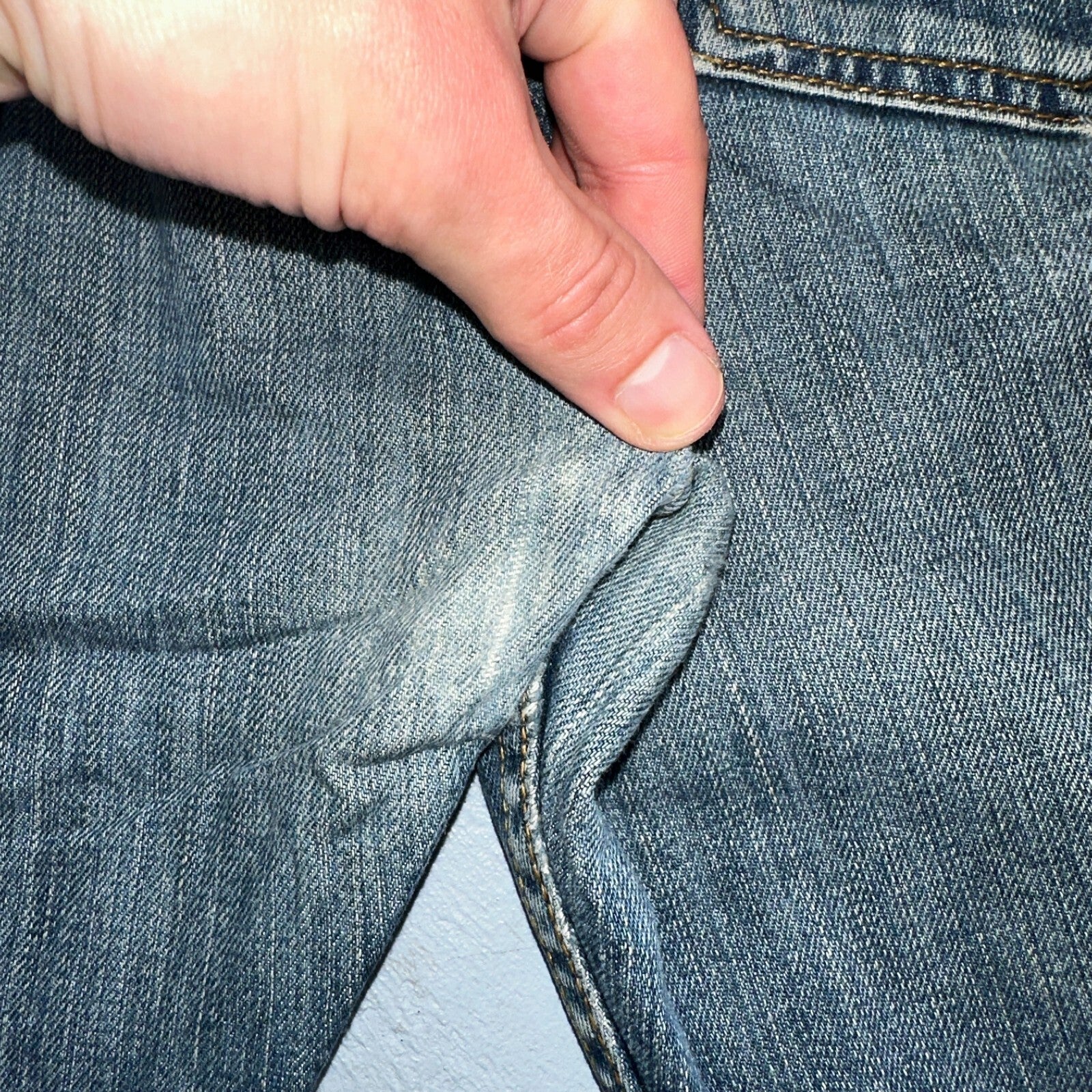 Levis 501 Vintage Y2K XX Straight Leg Jeans Blue Med Wash 33x34 Act 31x28