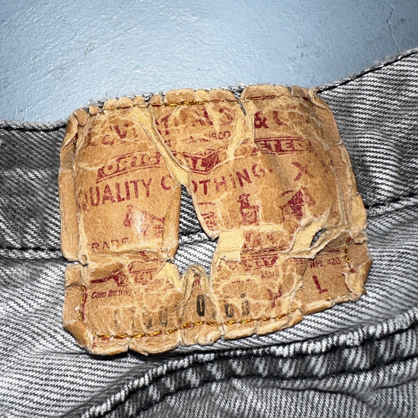 Levis 501 Vintage 90s USA XX Straight Leg Jeans Black Faded Grey Wash Act 25x30