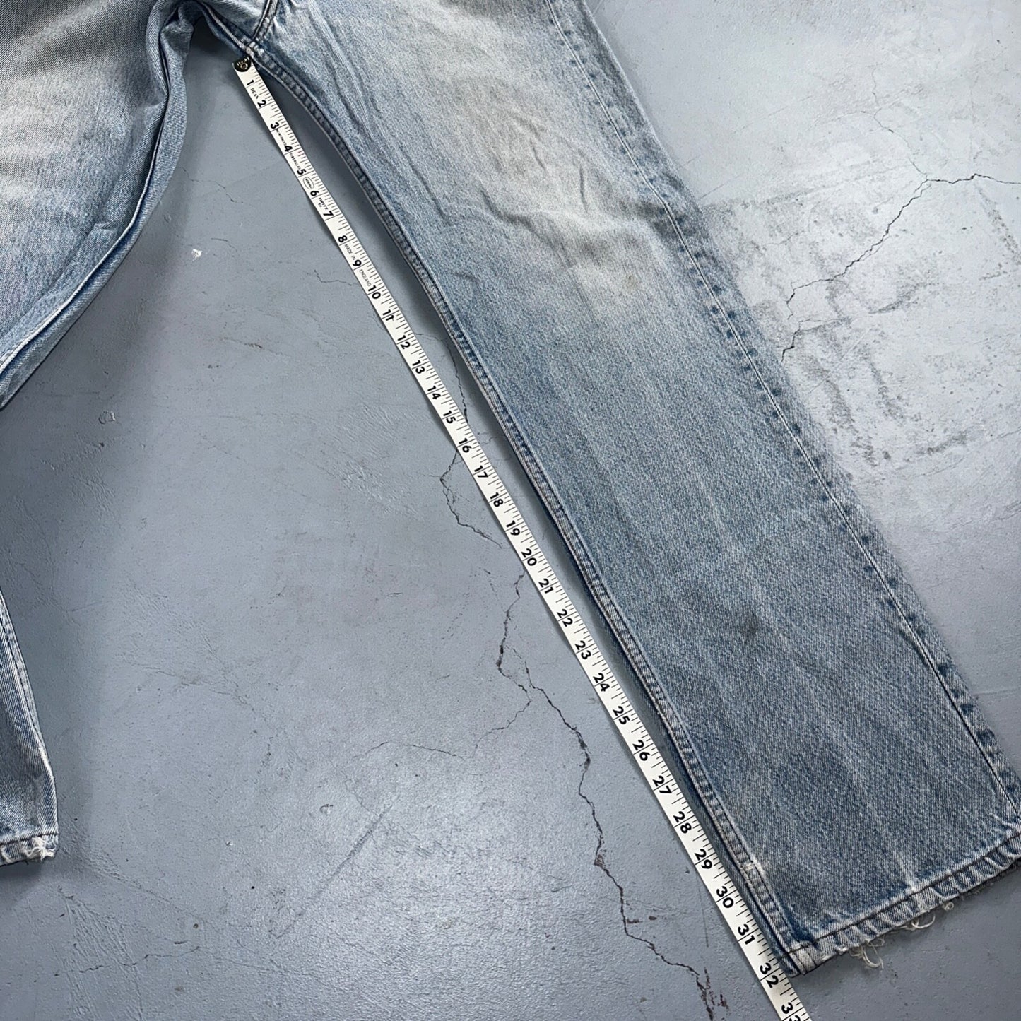 Levis 501 Vintage 90s USA XX Straight Leg Jeans Blue Light Wash 34x36 Act 32x32