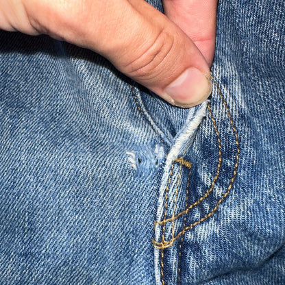 Levis 501 Vintage 90s Y2K Straight Leg Jeans Blue Light Wash 35x32 Act 34x31