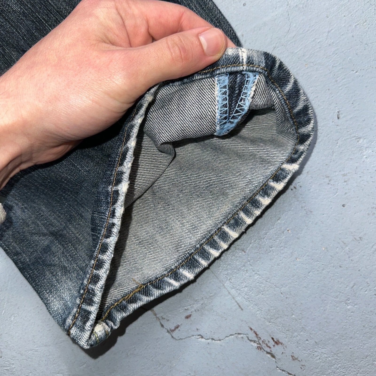 Levis 501 Vintage Y2K XX Straight Leg Jeans Blue Med Wash 33x30 Act 32x28