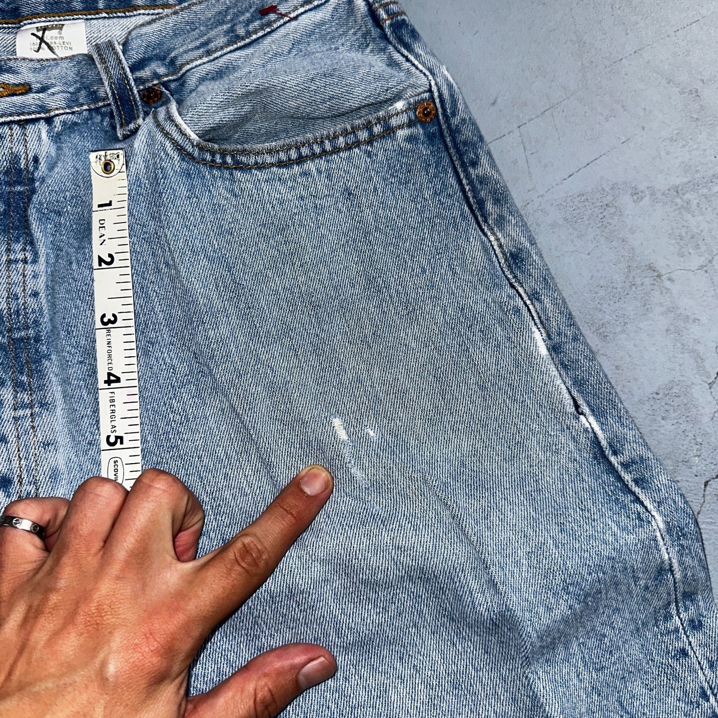 Levis 501 Vintage Y2K 90s XX Straight Leg Jeans Blue Light Wash 35x32 Act 32x29