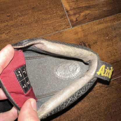 Dr. Martens Size 7 Black Reeder Low Top Work Shoes Air Wair AW004 Leather Tie