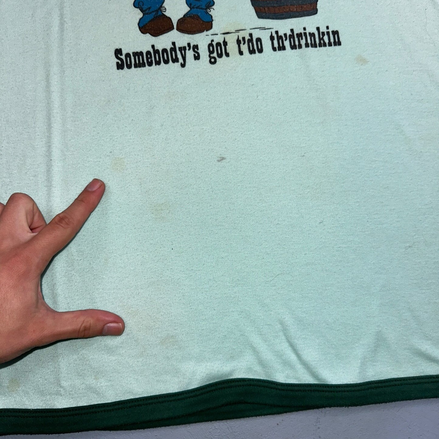 Hari Hari Motor Inn VTG T Shirt Funny Drinking Alcohol Joke Humor Barrel 70s