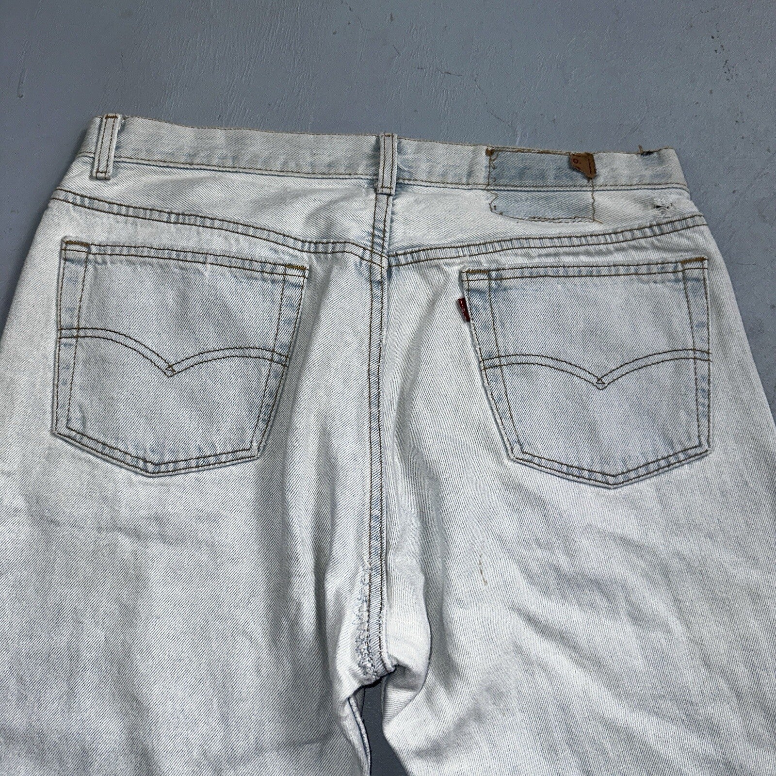 Levis 501 Vintage 90s USA XX Straight Leg Jeans 36x32 Light Wash Act 33x30