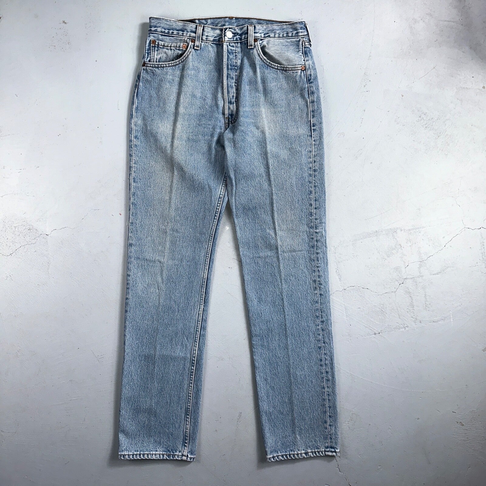 Levis 501 Vintage 90s USA XX Straight Leg Jeans Blue Light Wash 33x34 Act 31x33