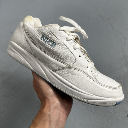 Nike 1997 Womens Air 141036-112 White Casual Shoes Sneakers Size 9 VTG 90s 2s