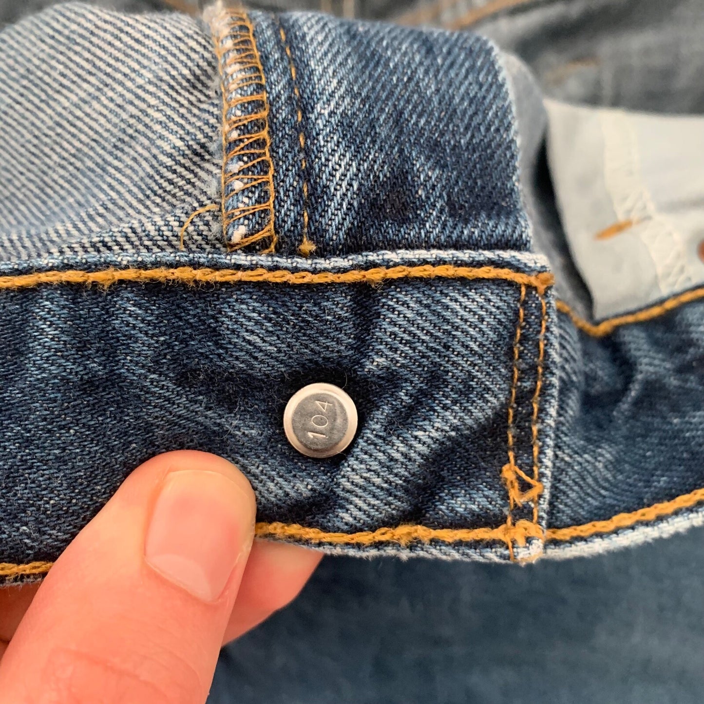 Levis 550 Vintage 90s Relaxed Fit Blue Denim Jeans Size 36X34 Act 33x32