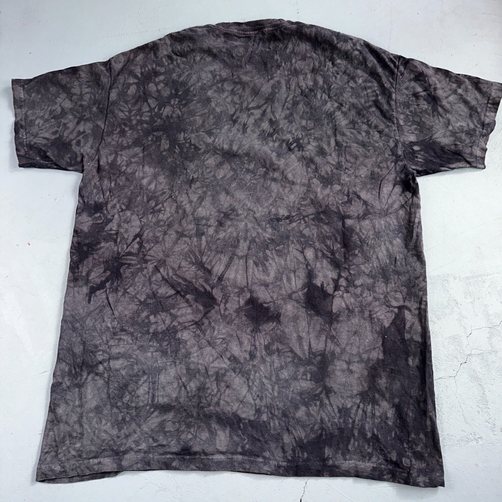 The Mountain Shirt Mens XL Rhinoceros Tie Dye Purple 2013 USA Rhino Wild Animal