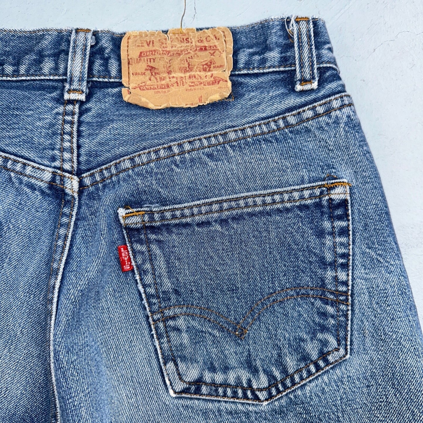 Levis 501 Vintage 80s USA XX Straight Leg Jeans Blue Med Wash 30x36 Act 27x31