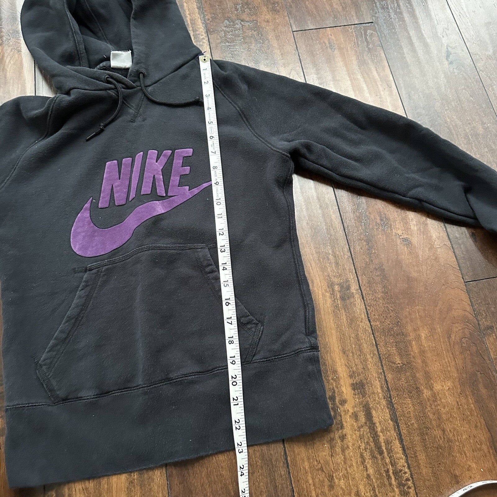 Nike Boys Sweater L Black Hoodie Logo Swoosh Pockets Pockets Long Sleeve Skate